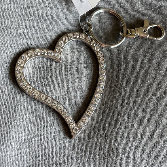 NEW Spring Street Rhinestone Heart Keychain - Picture 3 of 4